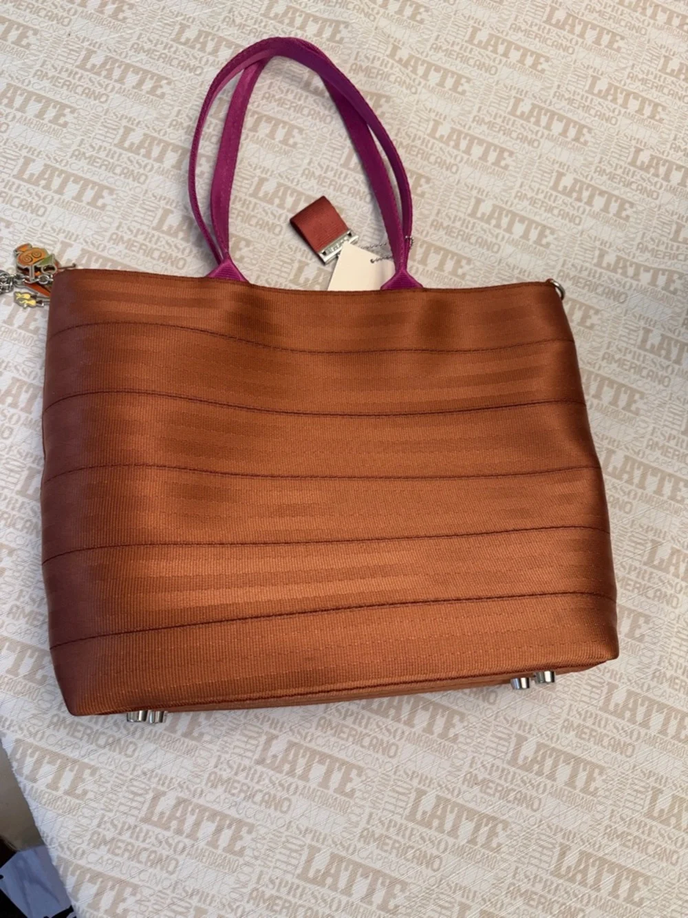 Harveys Trader Sam’s Shag Enchanted Tiki Med Tote